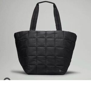 Lululemon Quilted Grid Tote Bag 26L